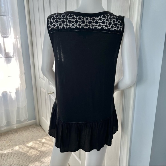 LOFT black sleeveless top with lace at the shoulder and ruffled hem. Medium - Picture 3 of 7